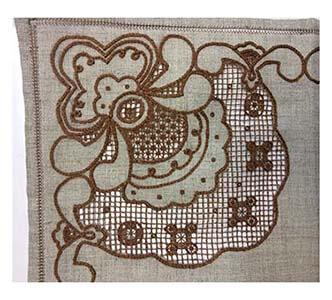 «Олонецкое шитье», вышивка крупным планом, ВШНИ